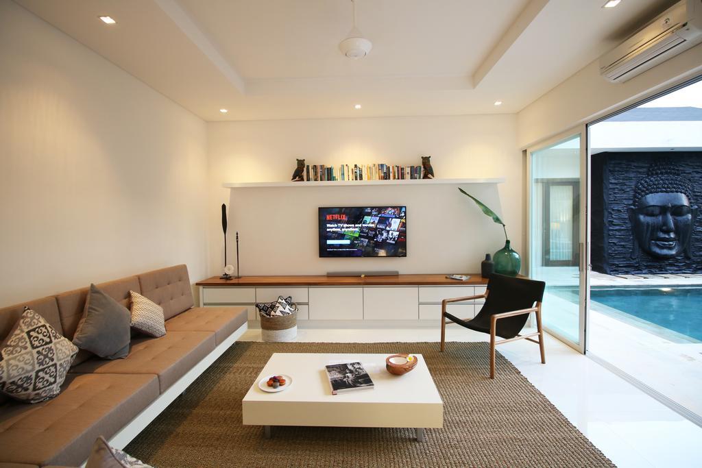 Villa Aditi, Sitara Villa Group Seminyak Extérieur photo
